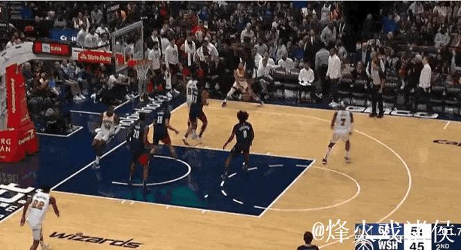 克里斯蒂底角连续运球，迎着防守高难度后仰三分压哨命中